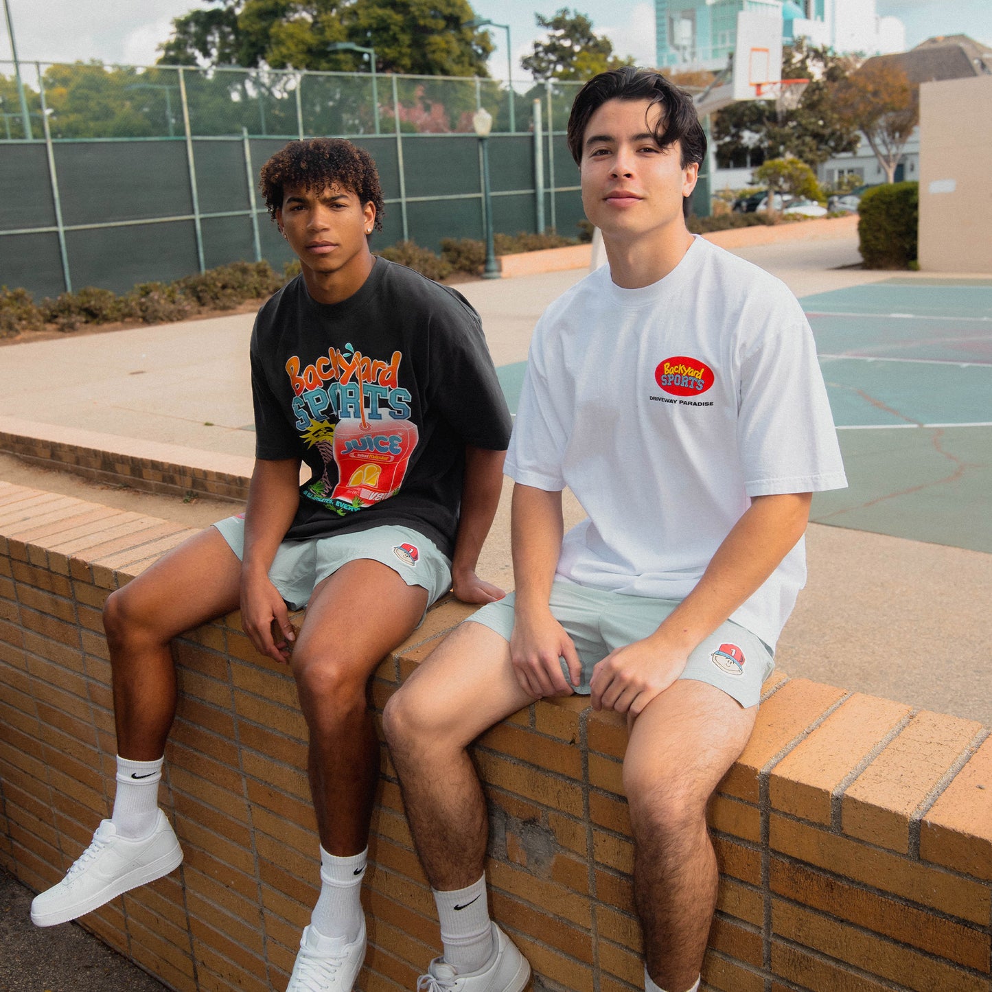 HOME RUN GRAPHIC TEE - WHITE